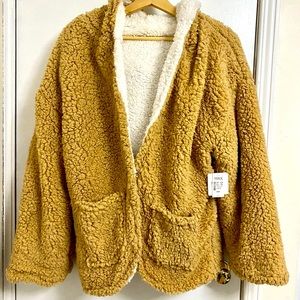 🍁MIKK Couture🍁 NWT, Teddy Coat, Sherpa Style